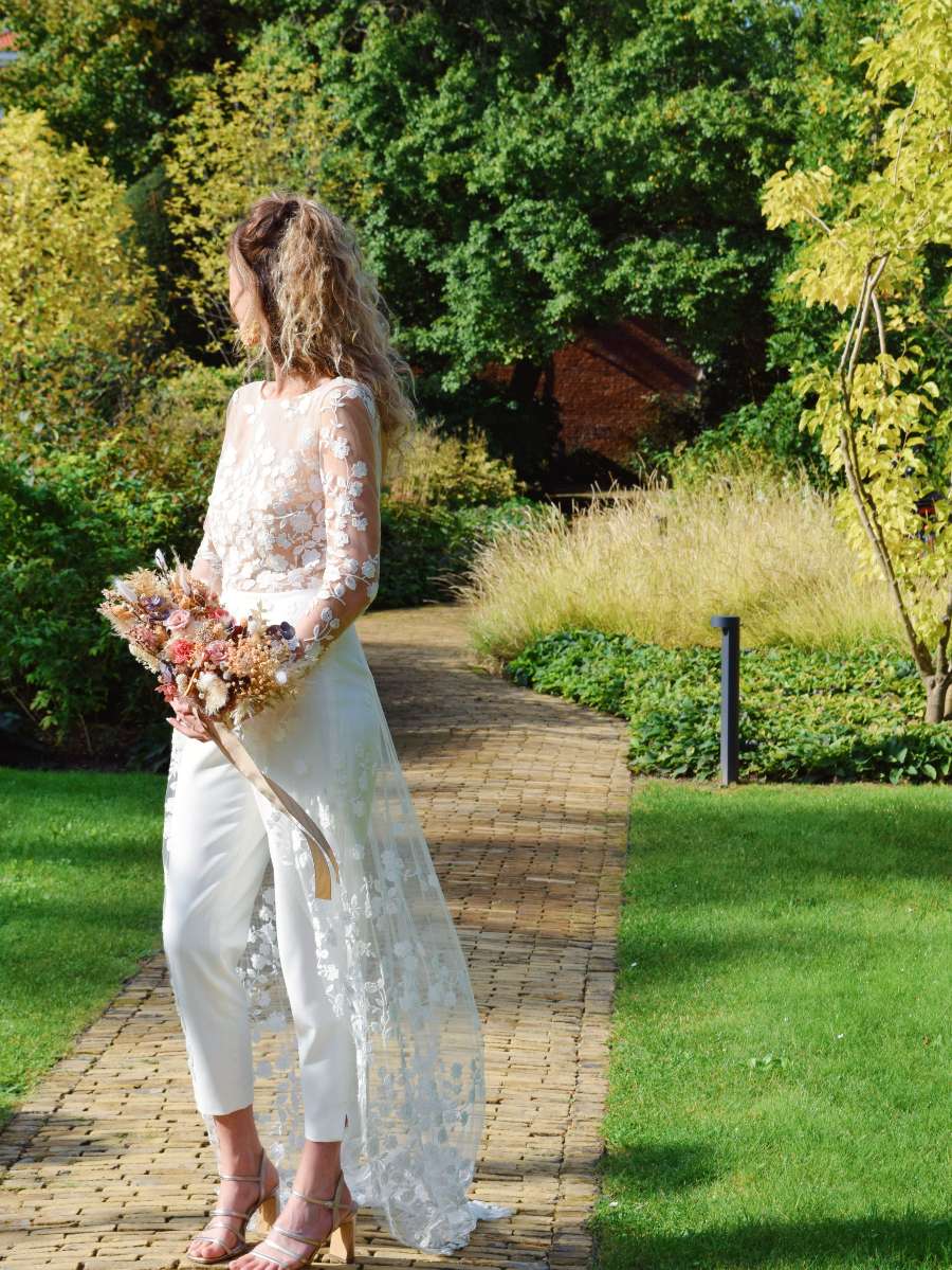 Nanne Bridal Bouquet - medium