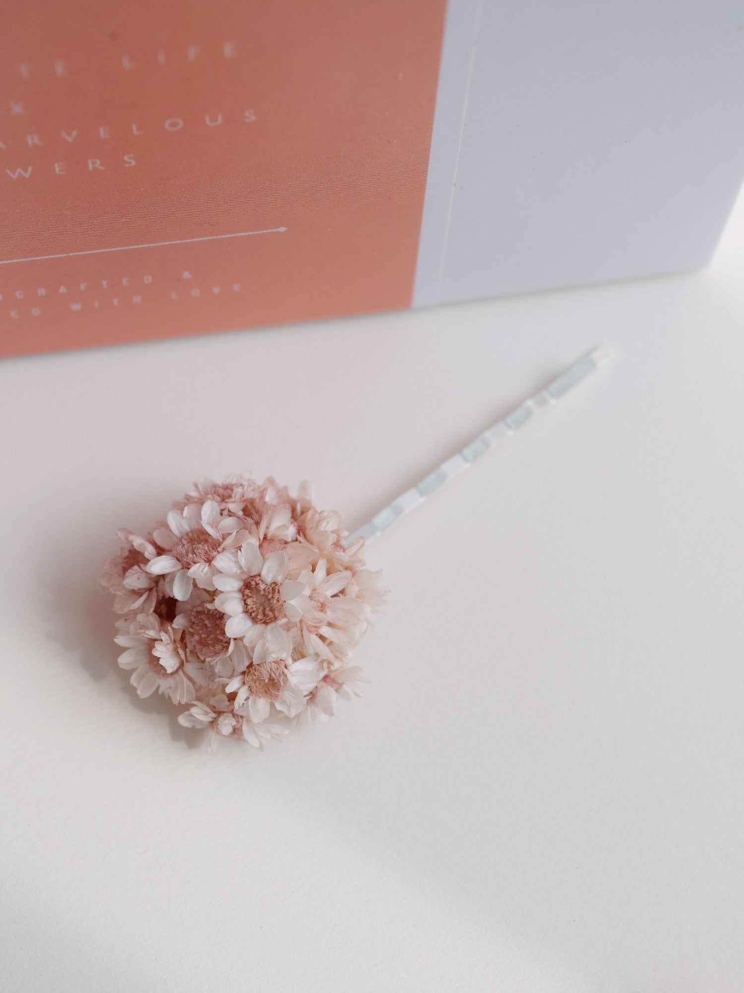 Monochrome PINK - Hairpin S