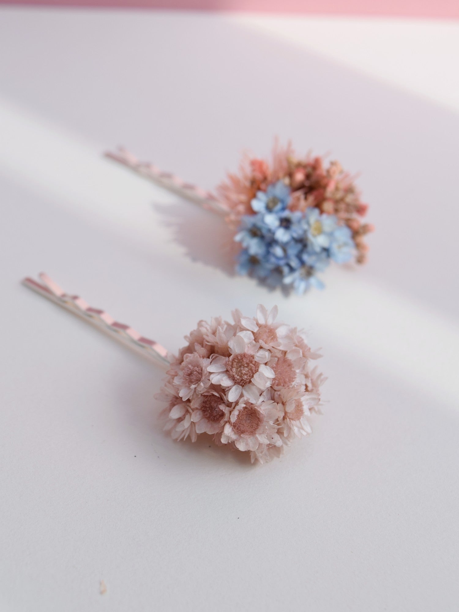 Monochrome PINK - Hairpin S