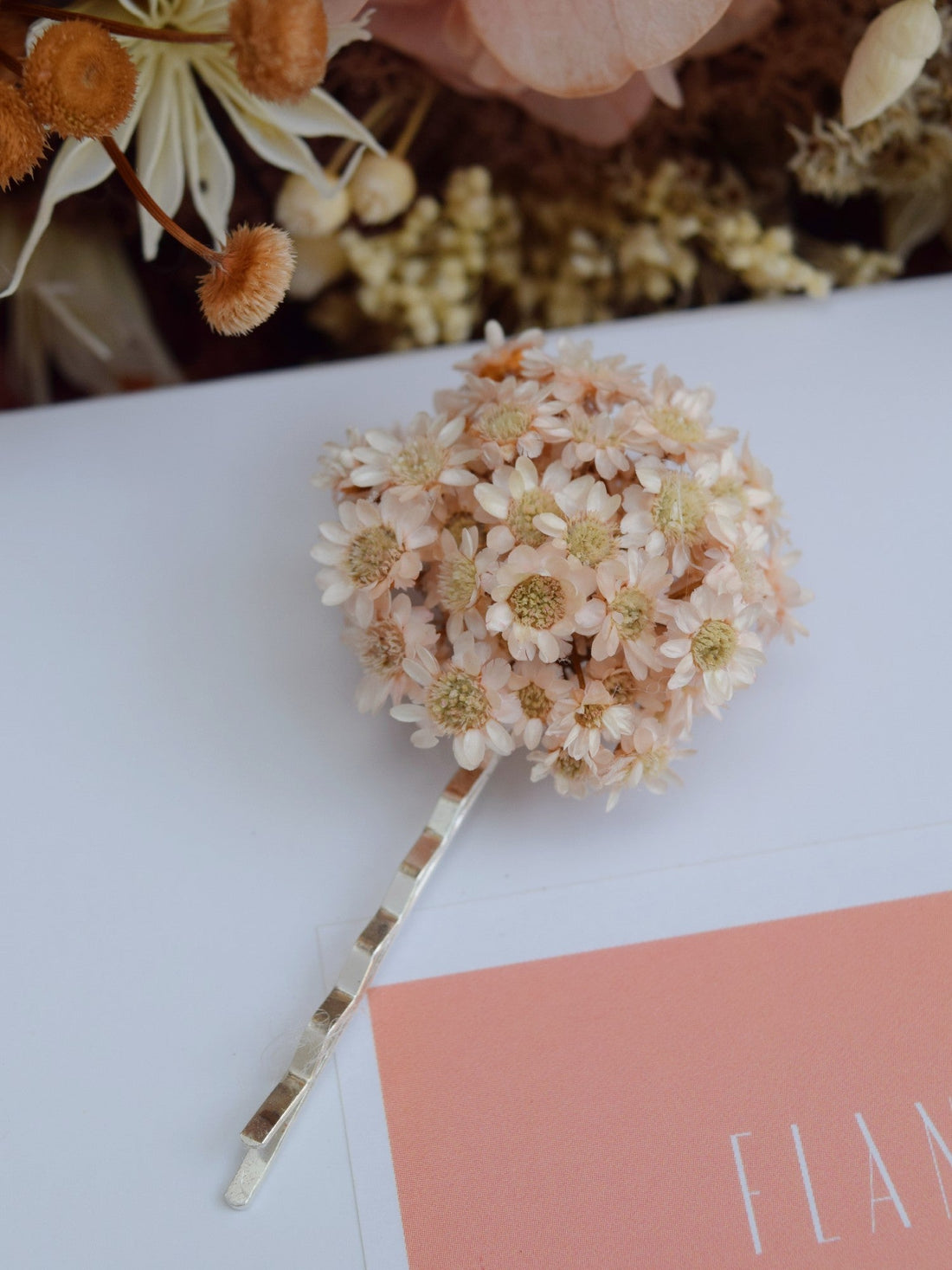 Monochrome NUDE - hairpin M