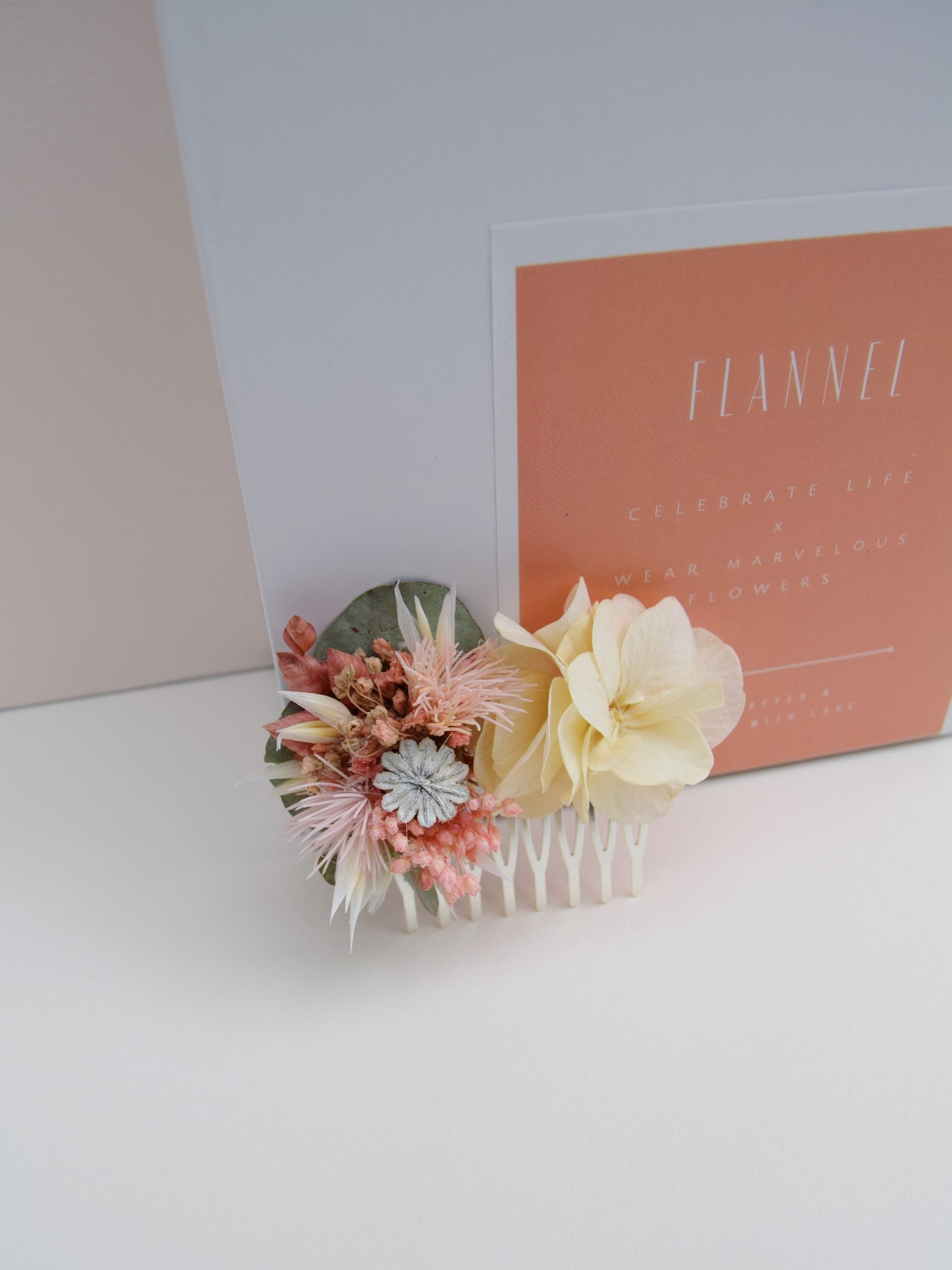 All the feels - MEDI hair comb