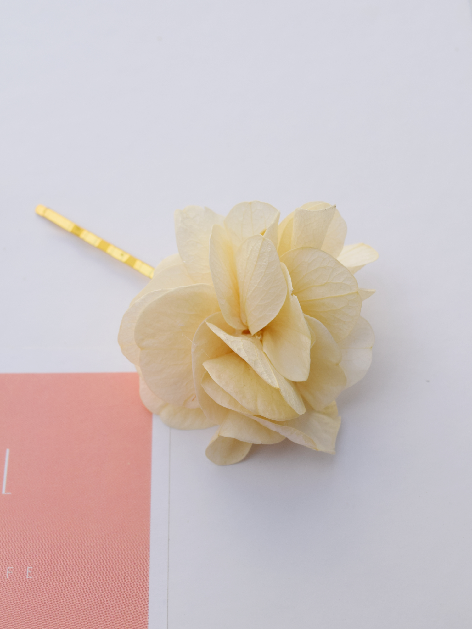 White party - Hairpin M