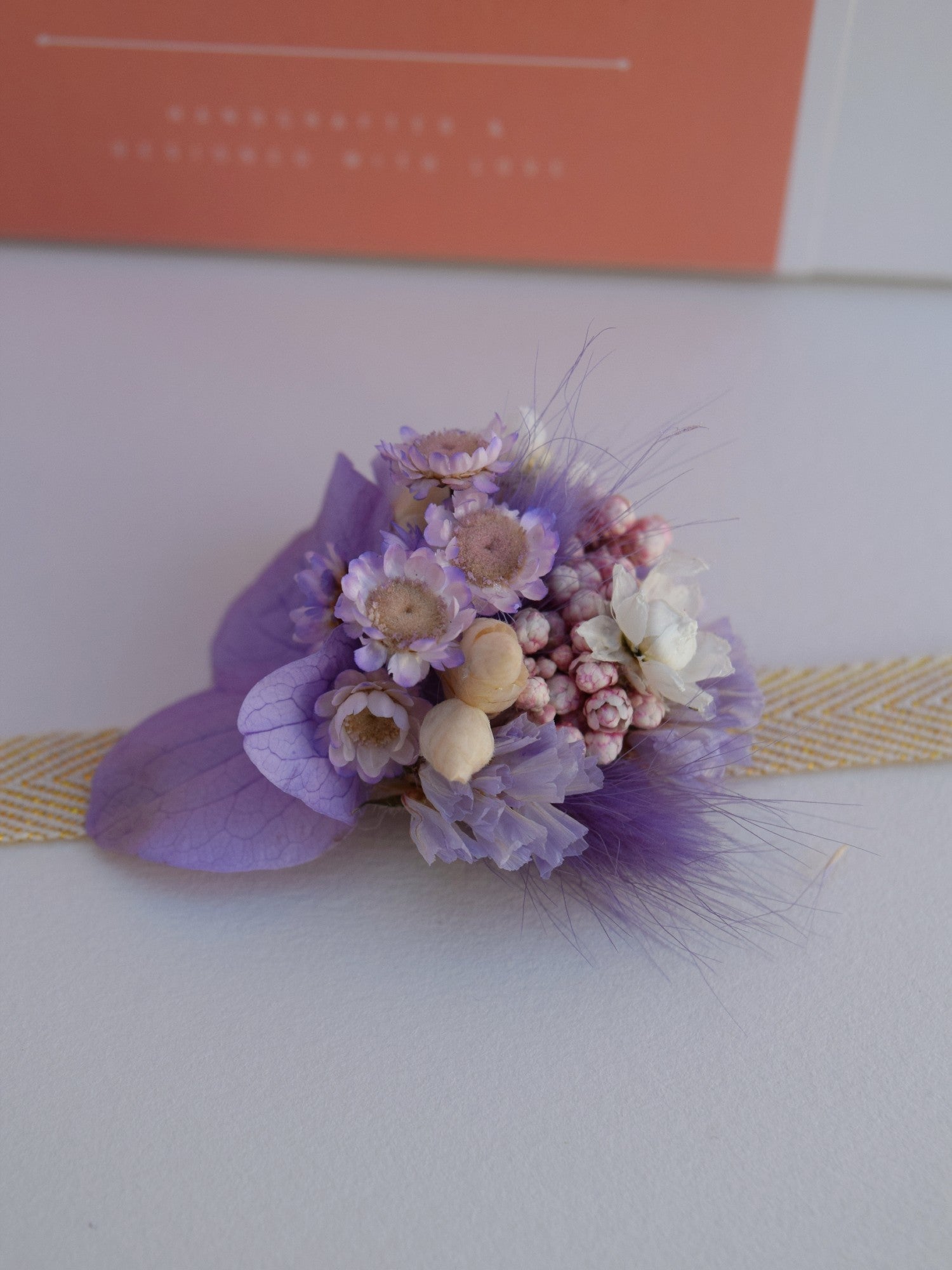 Mauve rain - wrist corsage children