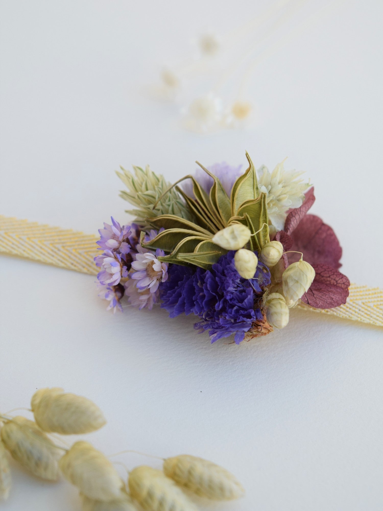 Purple rain - wrist corsage children