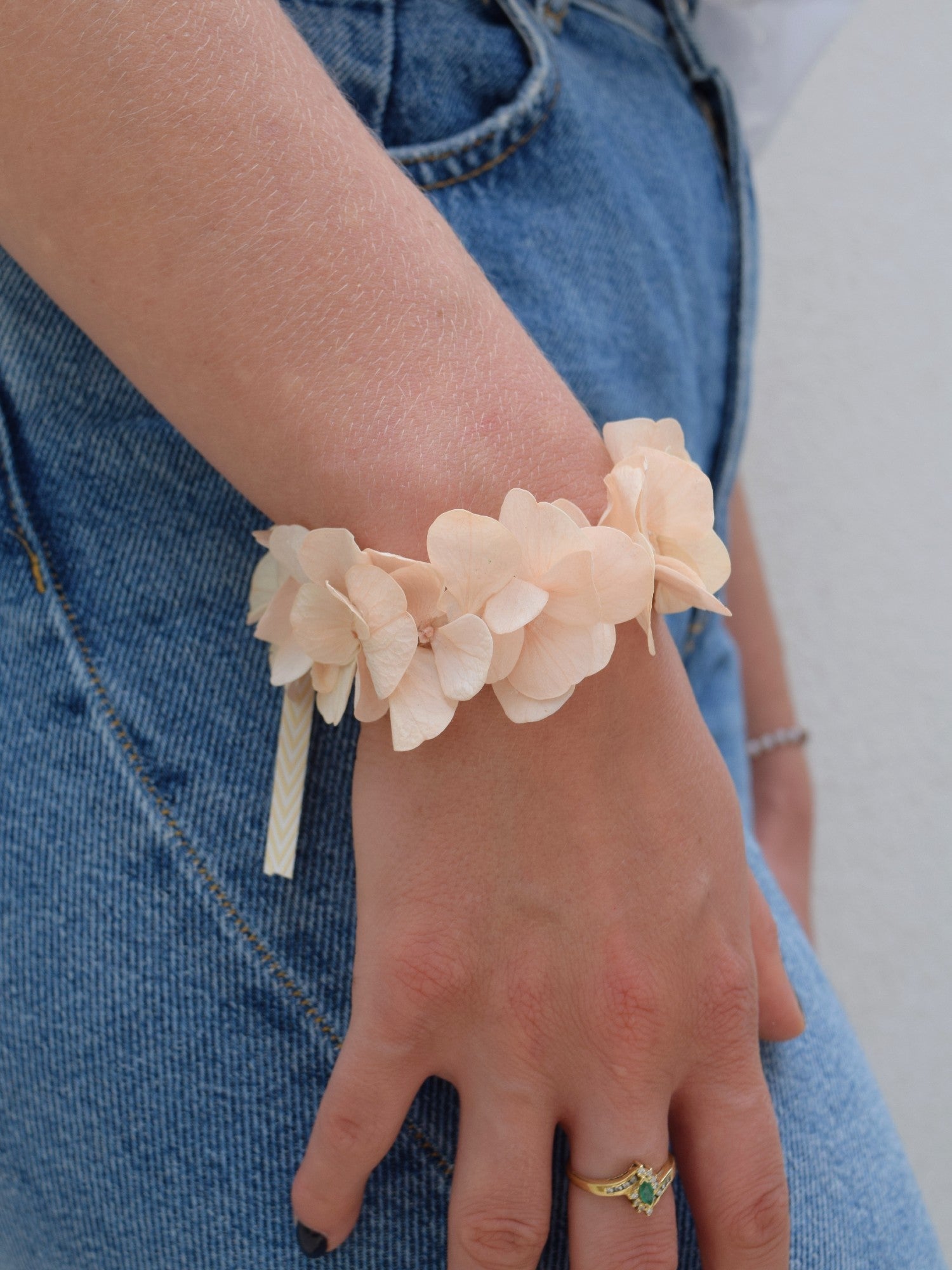 Monochrome PINK - wrist corsage