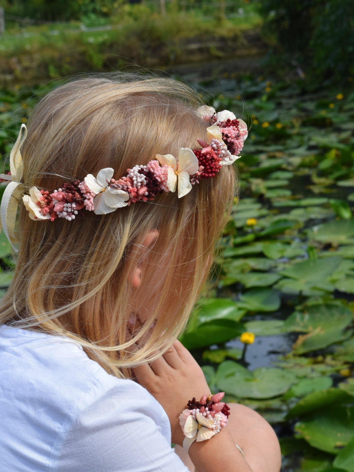 Pink Paradise - wrist corsage children