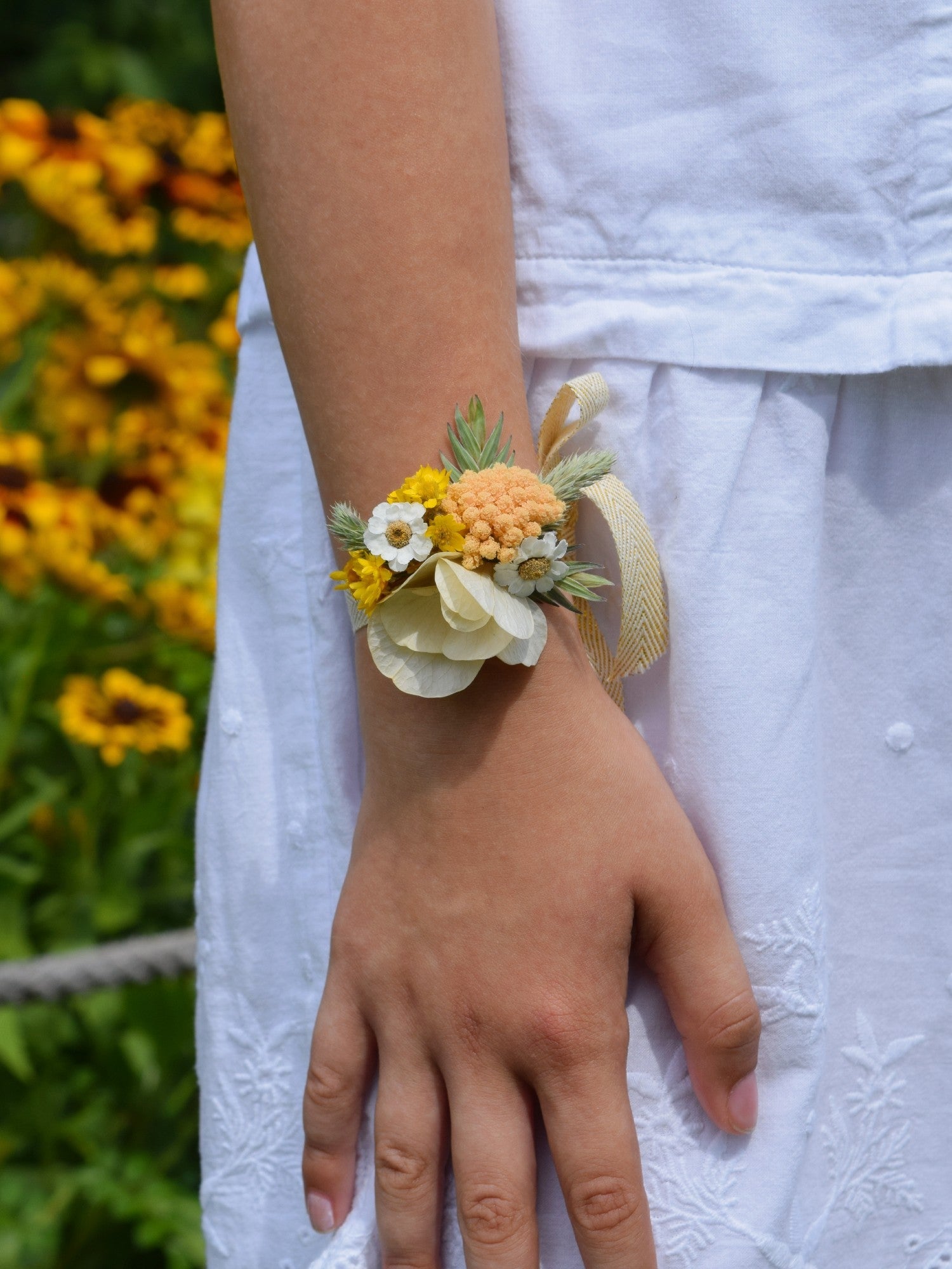 Sunshine - wrist corsage children