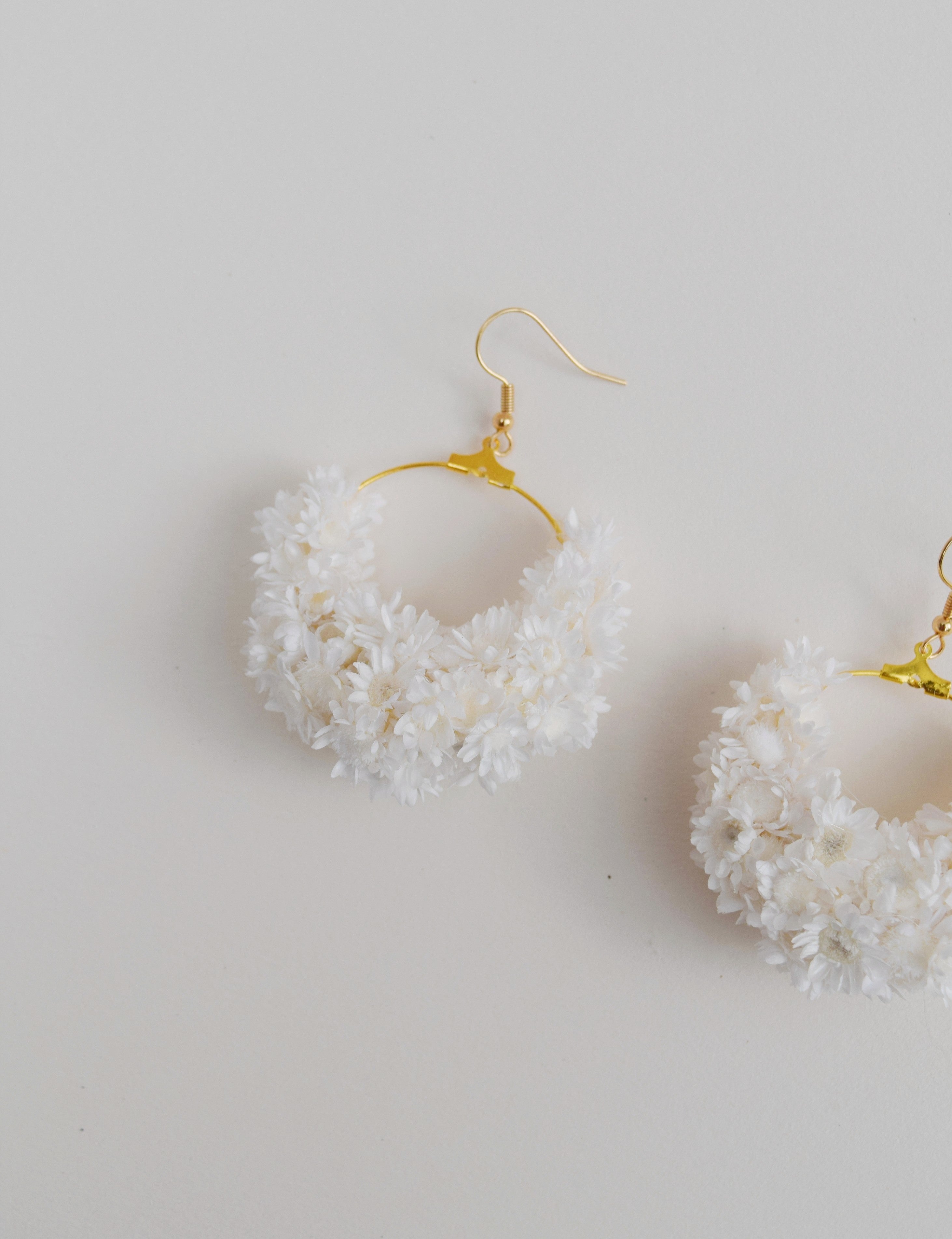 Over the Moon WHITE - earrings