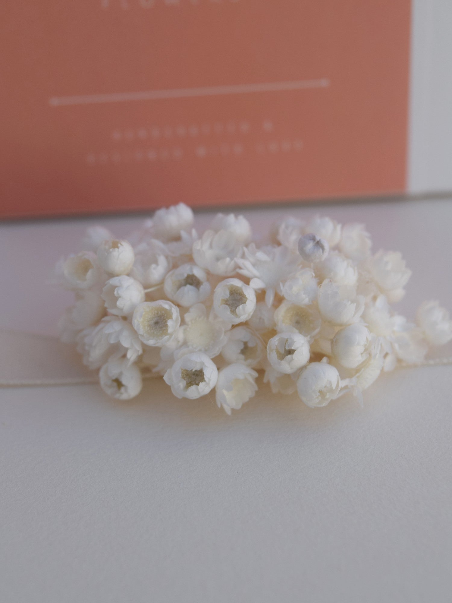 Monochrome WHITE - wrist corsage children