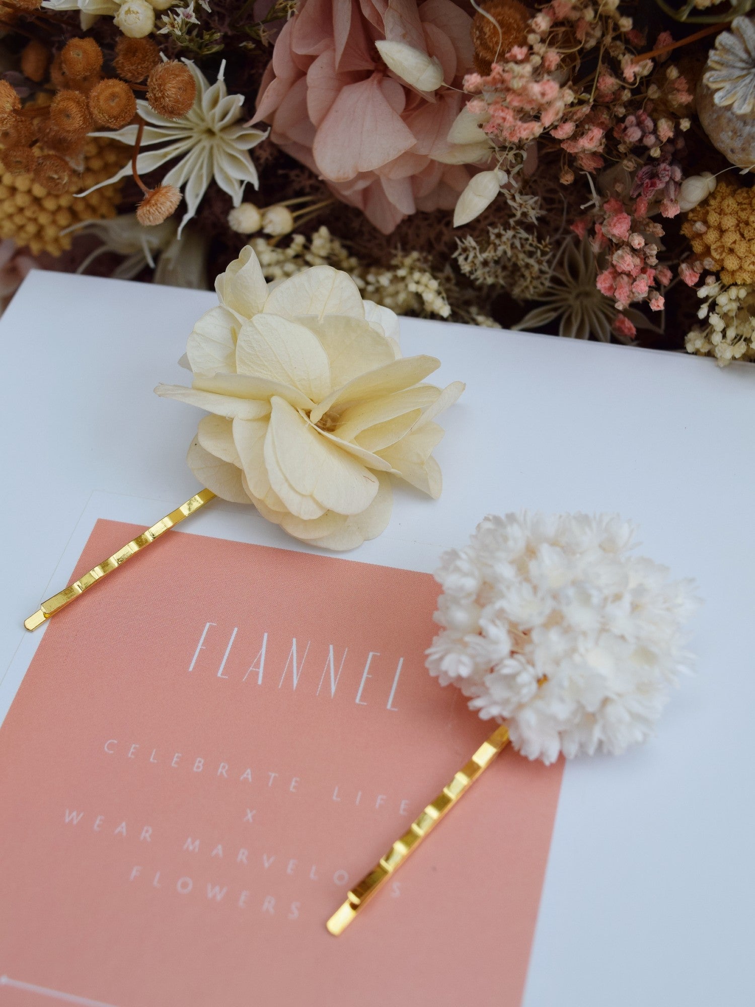 White party - Hairpin M