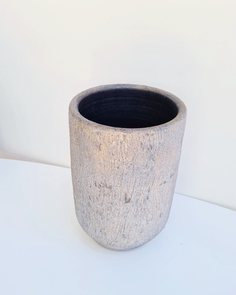 Dubai vase pearl