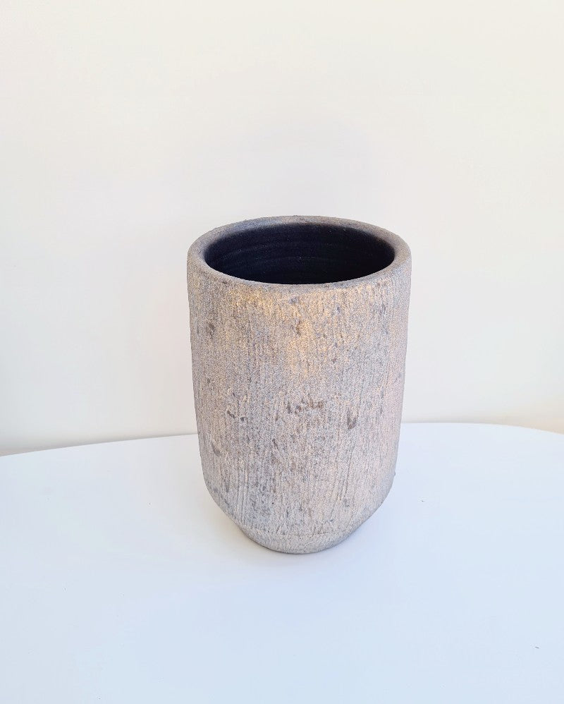 Dubai vase pearl