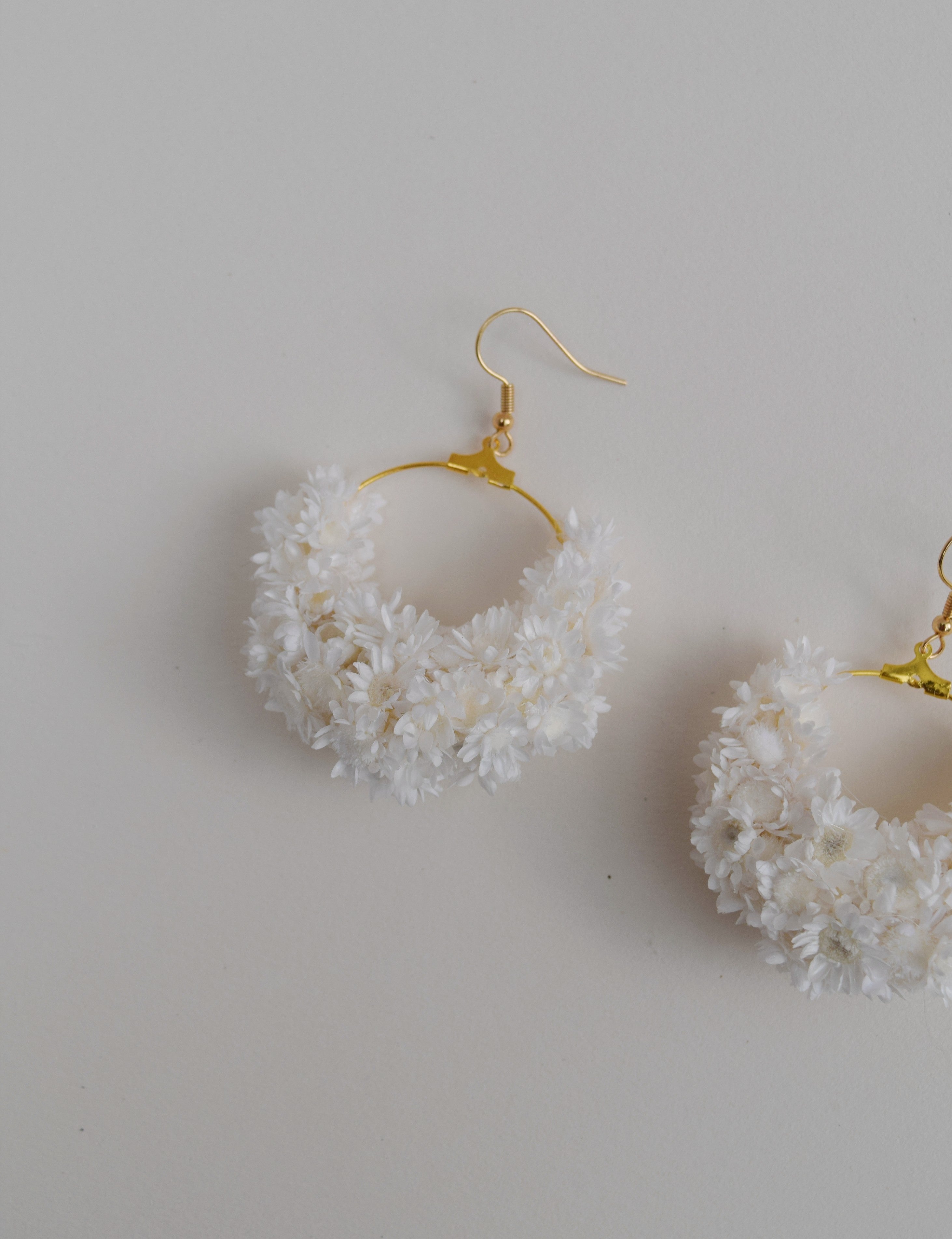 Over the Moon WHITE - earrings