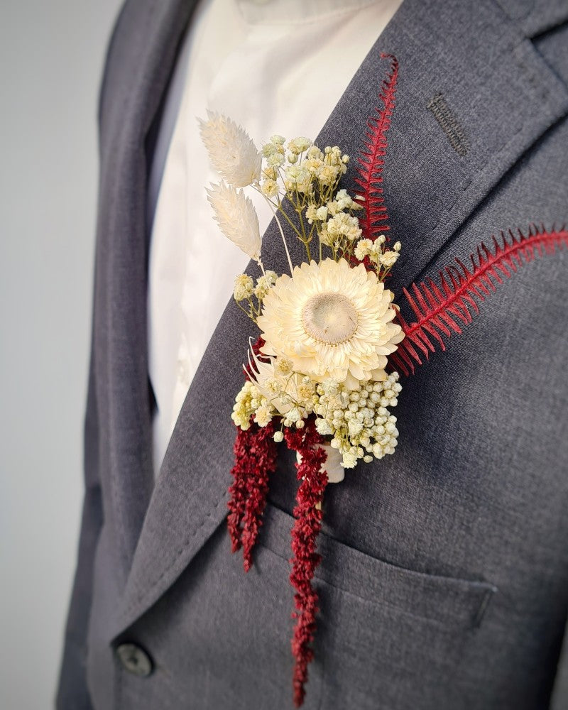 boutonnière of dried flowers buttonhole for every groom