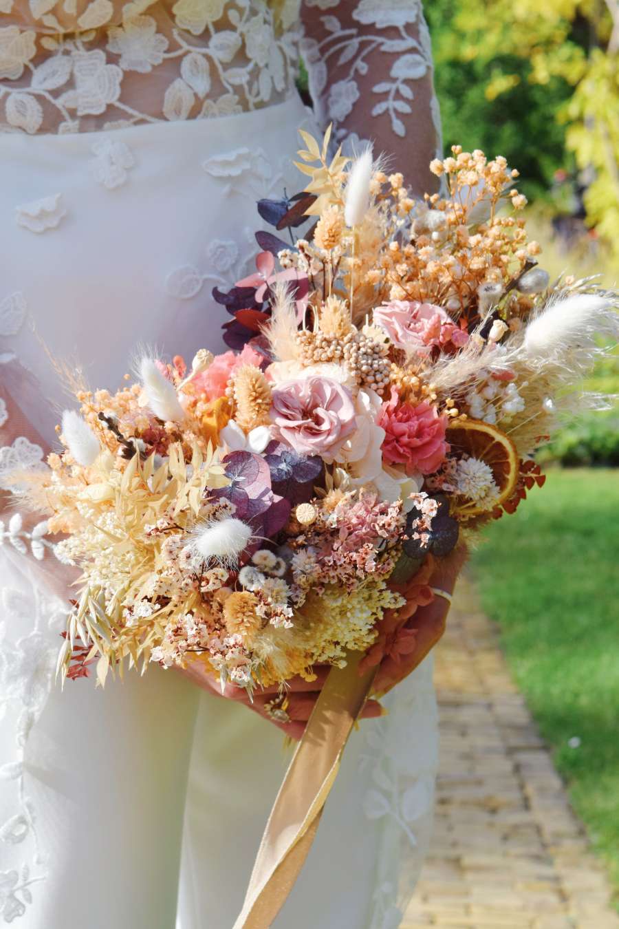 Nanne Bridal Bouquet - medium