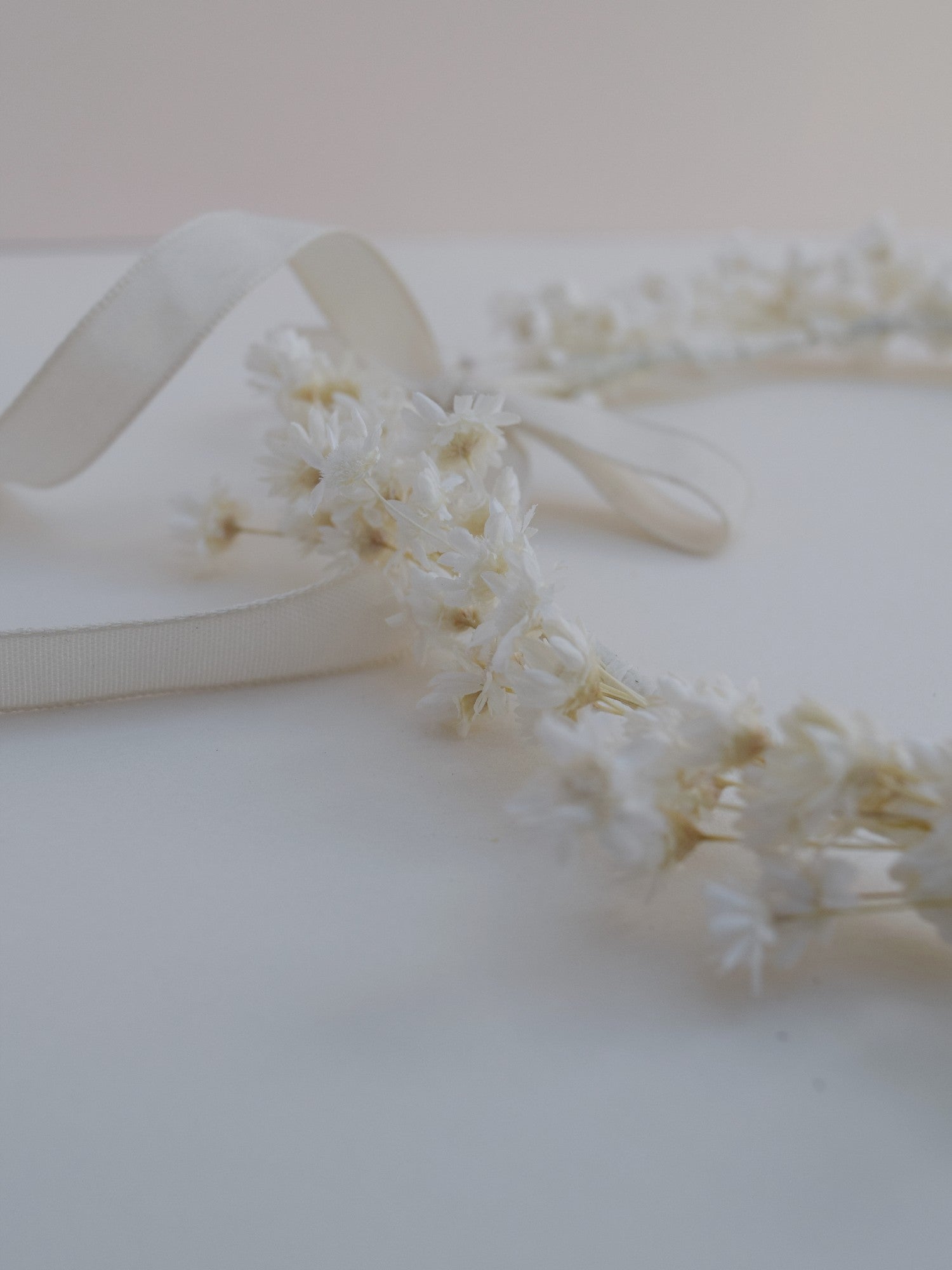 Monochrome WHITE - Flower crown