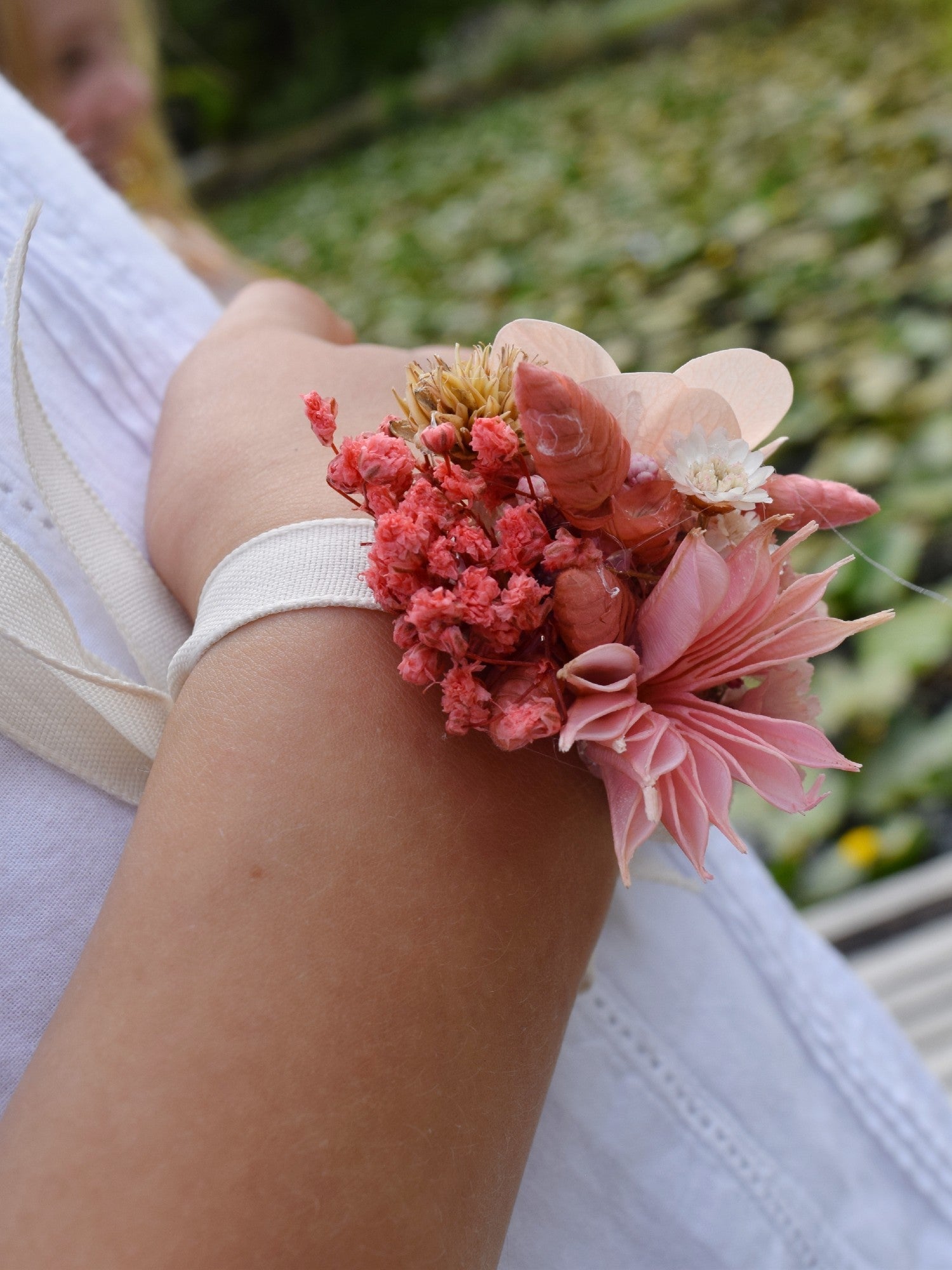 Fresh flower deals bracelet corsage