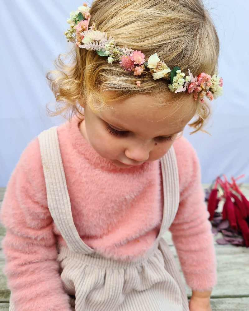 Estelle - Crown of flowers children