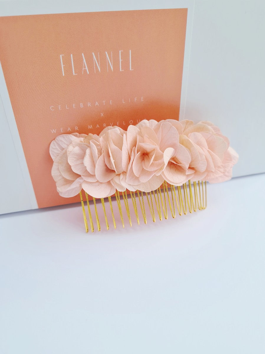 Monochrome Pink - MAXI hair comb